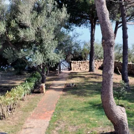 Sleeps 10 Air Con Wifi Arzachena