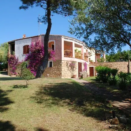 Sleeps 10 Air Con Wifi * Arzachena